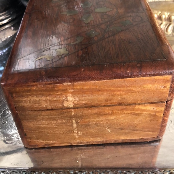 Vintage Inlaid Box - Picture 5 of 13